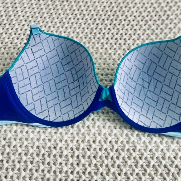 Victoria’s Secret Perfect Shape Bra 38DD  push up! - Picture 9 of 9